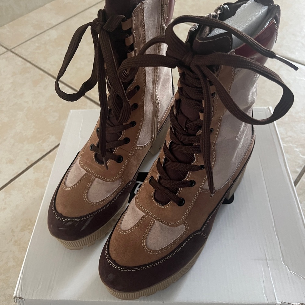 Color Block Booties - image 3